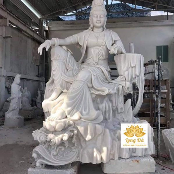 QUAN ÂM TỰ TẠI (SP025)